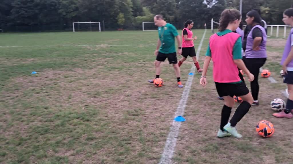 Entrainement U18F (Jeudi 03 Septembre 2026)...