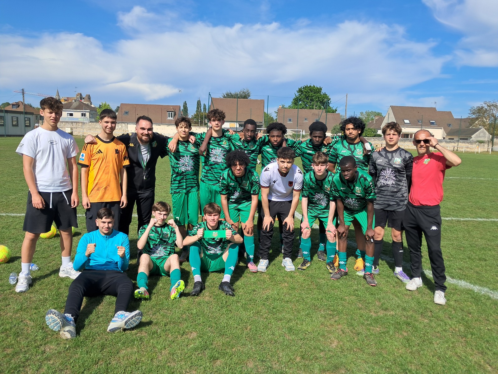 U18 / Championnat (15h00)...